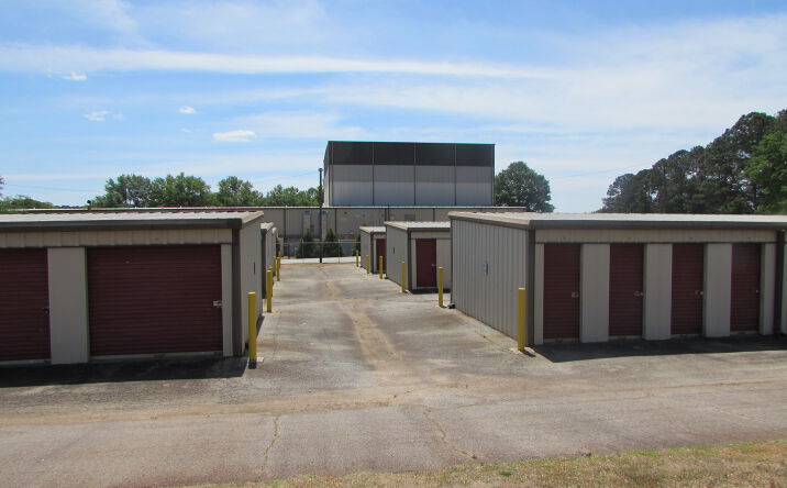 Pictures of Self Storage property located at 529 Clifton Terrace, Carrollton, GA 30117 for sales - image #1