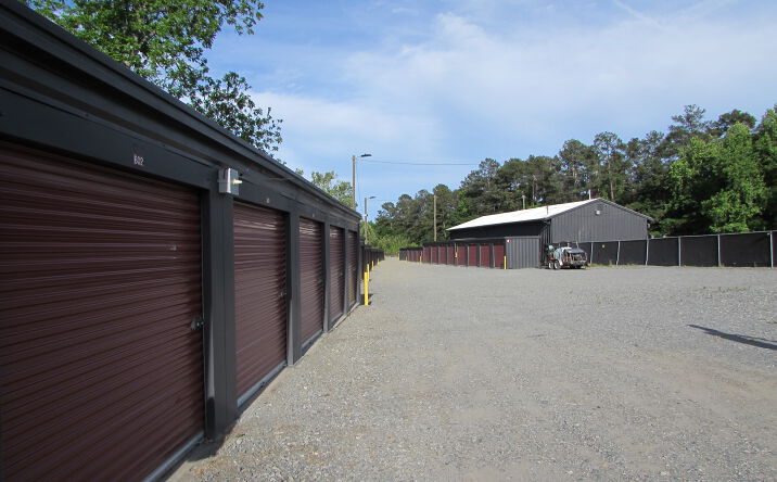 Pictures of Self Storage property located at 5550 Hawkinsville Road, Macon, GA 31216 for sales - image #1