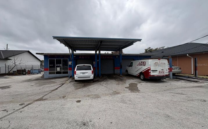 Pictures of Retail, Mixed Use property located at Curry Ford Road, Orlando, FL 32806 for sales - image #1