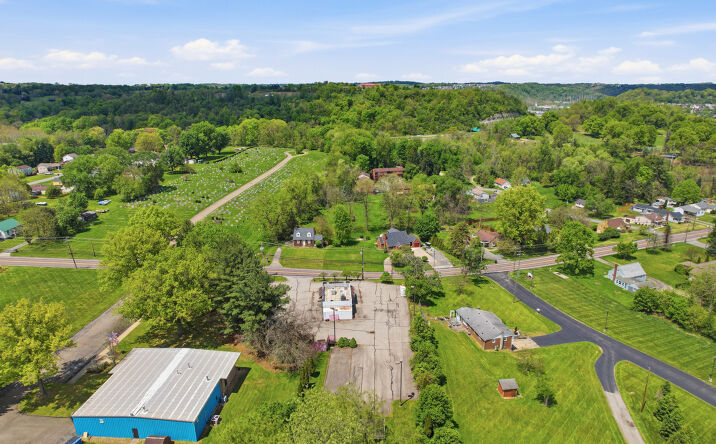 Pictures of Retail property located at 3181 Washington Pike, Bridgeville, PA 15017 for sales - image #1