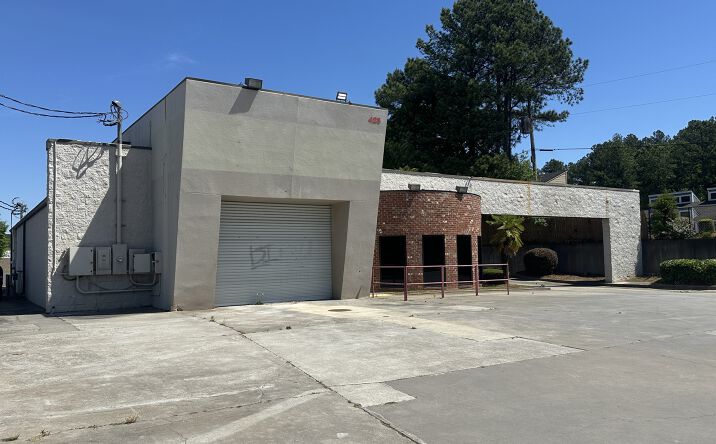 Pictures of Retail property located at 425 W PIKE ST, LAWRENCEVILLE, GA 30046-4845 for sales - image #1