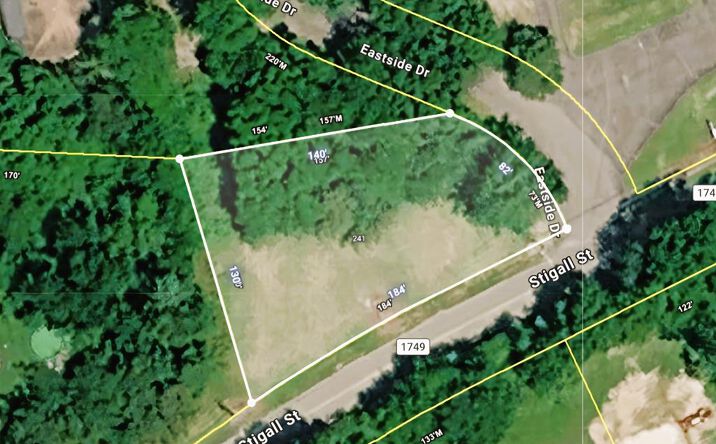 Pictures of Land, Multifamily property located at 241 Stigall, Camden, TN 38320 for sales - image #1