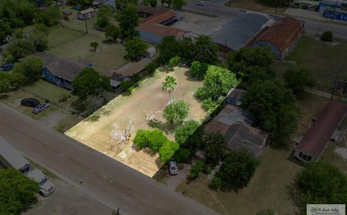 Pictures of Land, Multifamily property located at 931 W Main Ave., Raymondville, TX 78580 for sales - image #1