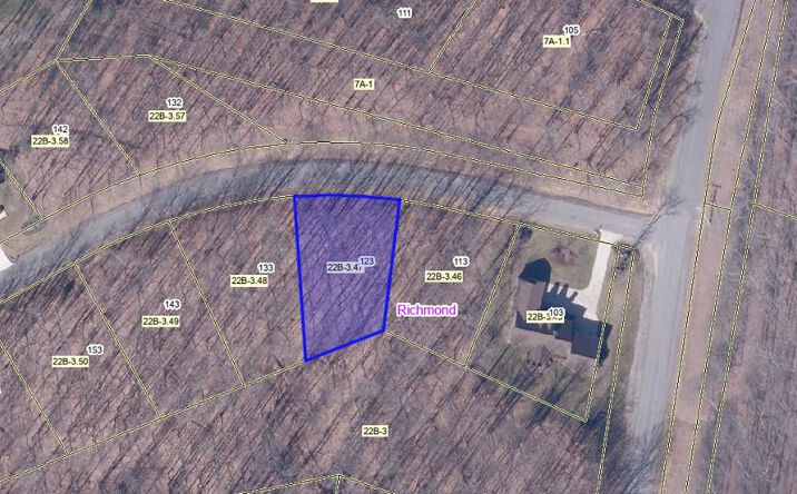 Pictures of Land, Multifamily property located at 123 Leeds Ln # 47, Shady Spring, WV 25918 for sales - image #1