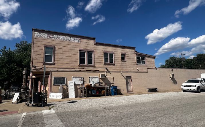 Pictures of Special Purpose property located at 2401 N 13th St, Terre Haute, IN 47805 for sales - image #1