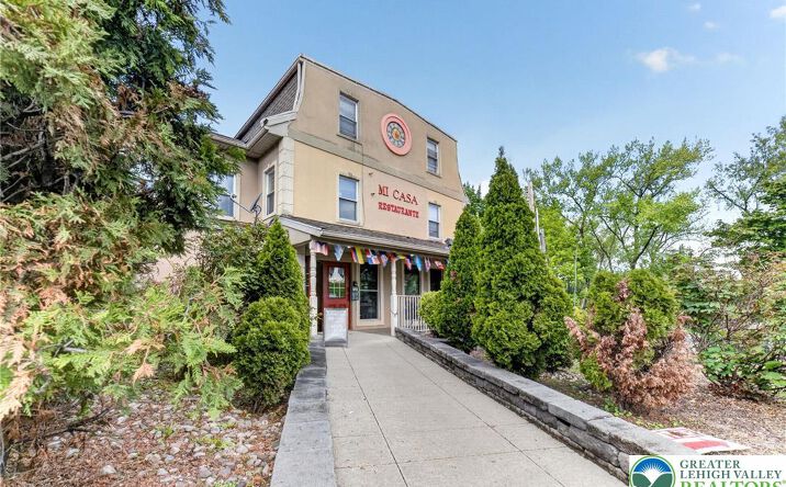 Pictures of Retail property located at 204 W Madison Street, Easton, PA 18042 for sales - image #1