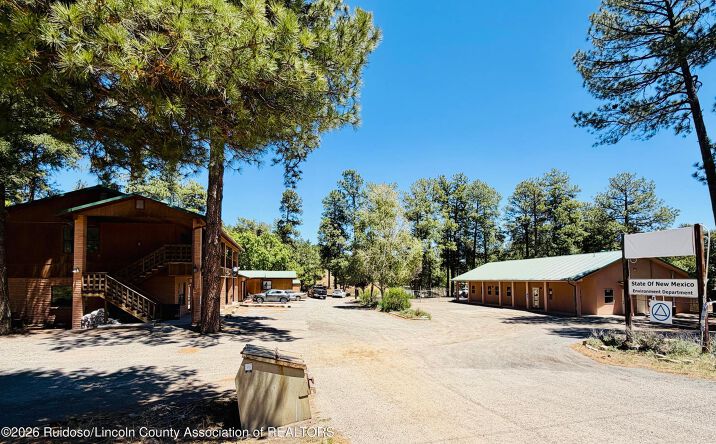 Pictures of Office property located at 1228/1230 Mechem Drive, Ruidoso, NM 88345 for sales - image #1