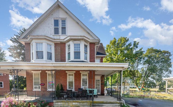 Pictures of Mixed Use property located at 3305 MARKET ST, CAMP HILL, PA 17011-4424 for sales - image #1