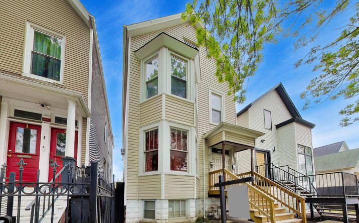 Pictures of Multifamily property located at 1645 N Central Park Avenue, Chicago, IL 60647 for sales - image #1