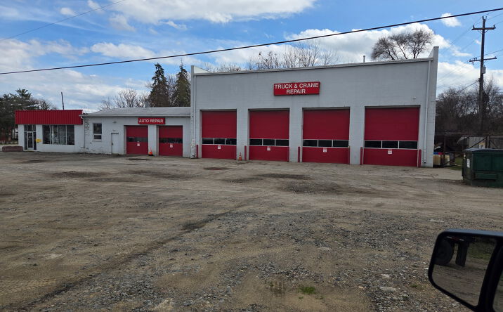 Pictures of Business for Sale, Industrial, Special Purpose property located at 3880 S. Baldwin Rd, Orion Township, MI 48359 for sales - image #1