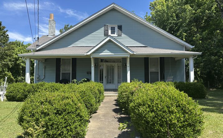 Pictures of Multifamily property located at 1040 E Jackson Street, Milan, TN 38358 for sales - image #1