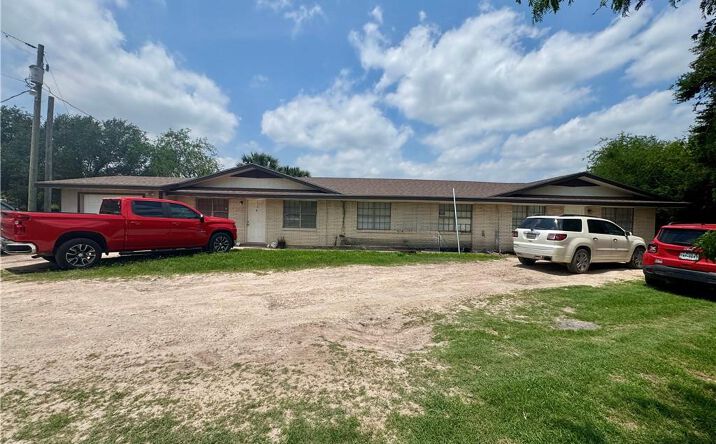 Pictures of Multifamily property located at 2008 Miller Avenue, Donna, TX 78537 for sales - image #1