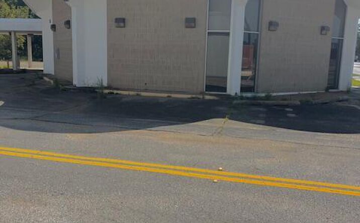 Pictures of Retail, Office property located at 613 S 22ND Ave South, Meridian, MS 39301 for sales - image #1