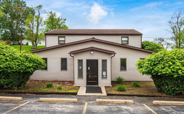 Pictures of Mixed Use, Office property located at 870 Orchard Hill Road, Zanesville, OH 43701 for sales - image #1