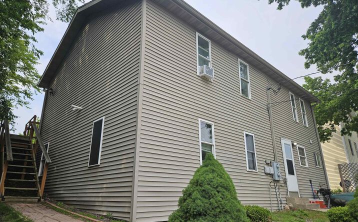 Pictures of Multifamily property located at 502 E Cook Street, Portage, WI 53901 for sales - image #1