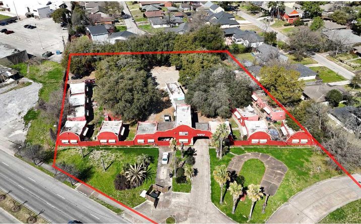 Pictures of Multifamily property located at 4343 Old Spanish Trail, Houston, TX 77021 for sales - image #1