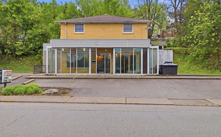 Pictures of Retail property located at 1017 Highland Avenue, Greensburg, PA 15601 for sales - image #1