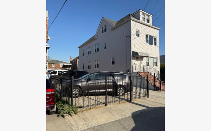 2710 Lurting Avenue, Bronx