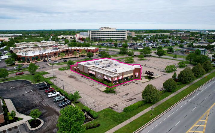 Pictures of Retail property located at 7656 Cox Lane, West Chester, OH 45069 for sales - image #1