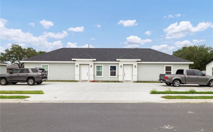 901 Skyview, Weslaco
