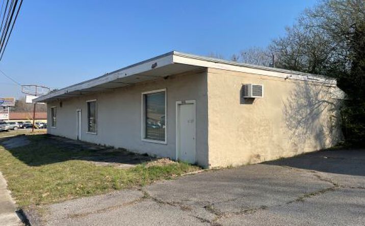 Pictures of Retail, Office, Industrial property located at 9208 & 9210 Oak Ridge Hwy, Oak Ridge, TN 37830 for sales - image #1