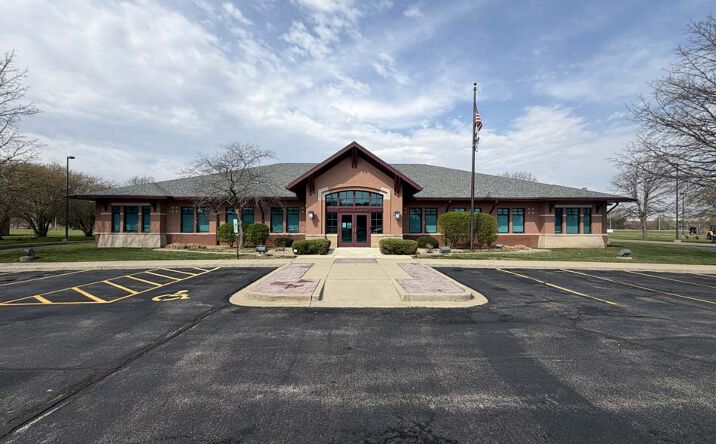 Pictures of Office property located at 3167 Robbins Road, Springfield, IL 62704 for sales - image #1