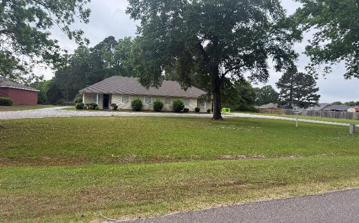 Pictures of Office property located at 195 Gossum Switch Road, Wetumpka, AL 36092 for sales - image #1