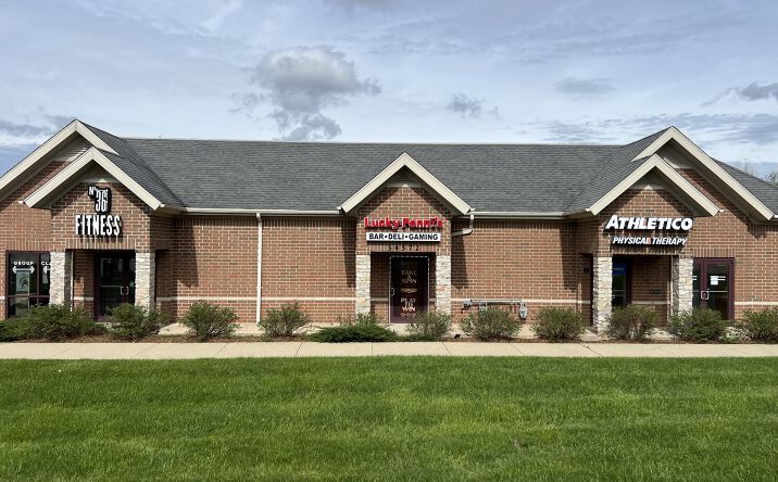 Pictures of Retail property located at 34572 U.S. 45, Third Lake, IL 60030 for sales - image #1