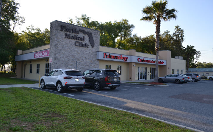 Pictures of Office property located at 6606 Stadium Drive, Zephyrhills, FL 33542 for sales - image #1