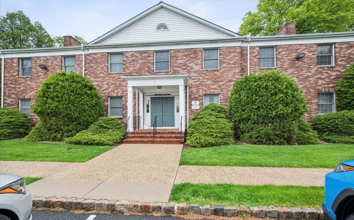 Pictures of Office property located at 1130 US HWY 202, RARITAN, NJ 08869-1490 for sales - image #1