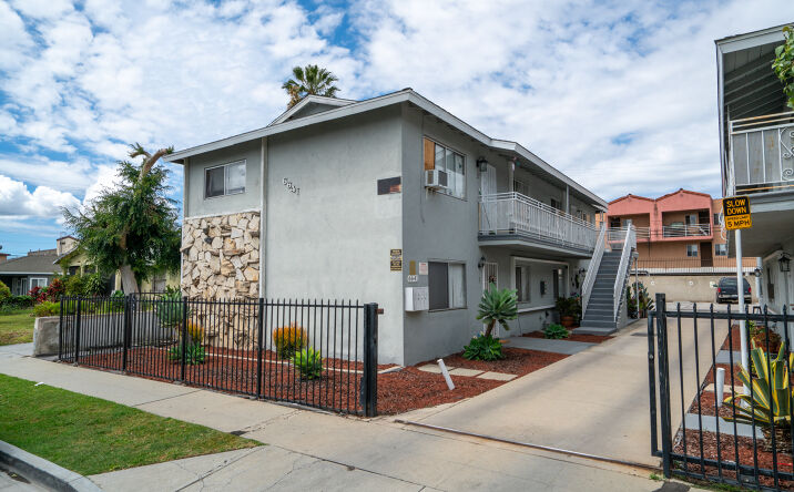Pictures of Multifamily property located at 6641 North Hammond Avenue, Long Beach, CA 90805 for sales - image #1