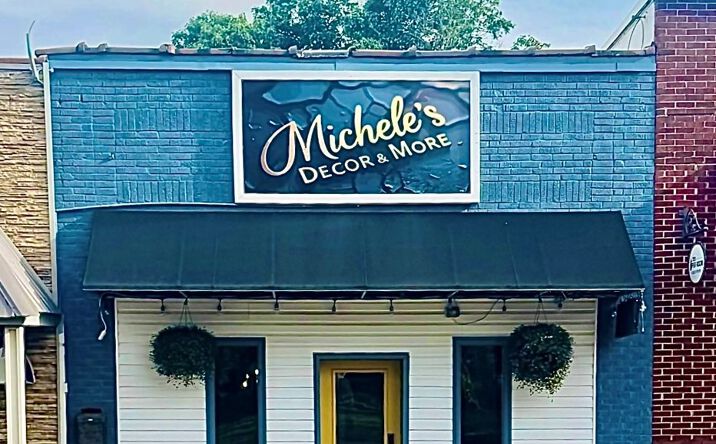 Pictures of Retail property located at 107 A E Broad, Livingston, TN 38570 for sales - image #1