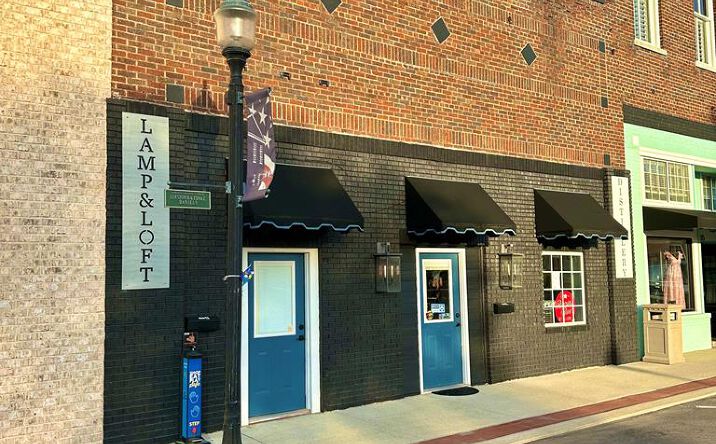 Pictures of Retail property located at 107 E Court Square, Livingston, TN 38570 for sales - image #1