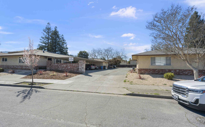Pictures of Multifamily property located at 8275 Westwood Dr, Gilroy, CA 95020 for sales - image #1