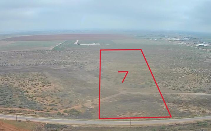 Pictures of Land property located at TRACT 7 County Rd 308, Seminole, TX 79360 for sales - image #1