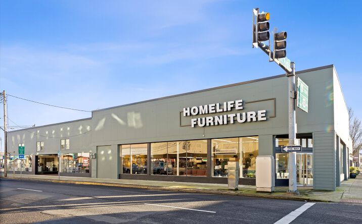 Pictures of Retail property located at 301 MAIN AVE, TILLAMOOK, OR 97141-2223 for sales - image #1