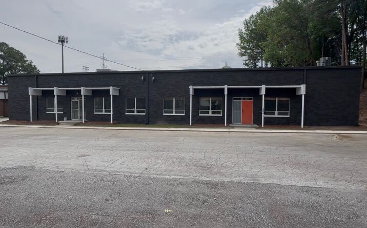 Pictures of Retail, Industrial property located at 3565 McCall Place, Atlanta, GA 30340 for sales - image #1