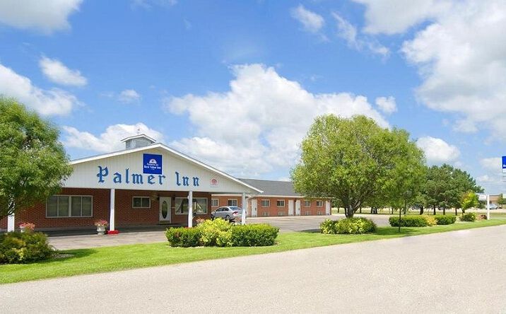 Pictures of Hospitality property located at 2426 South Lincoln Avenue, York, NE 68467 for sales - image #1