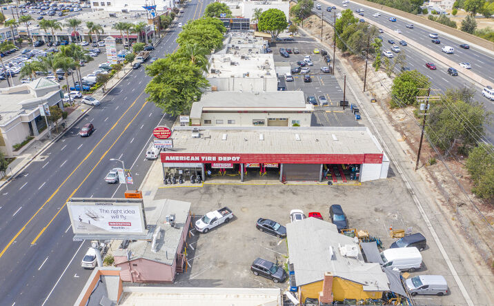 Pictures of Retail property located at 19511 VENTURA BLVD, TARZANA, CA 91356, 19515 Ventura Boulevard, Los Angeles, CA 91356 for sales - image #1