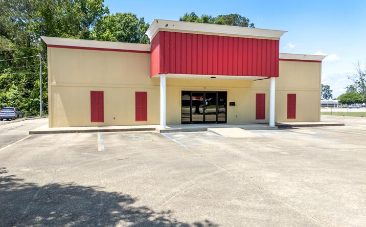 Pictures of Retail, Office, Mixed Use property located at 511 State Docks Road, Eufaula, AL 36027 for sales - image #1