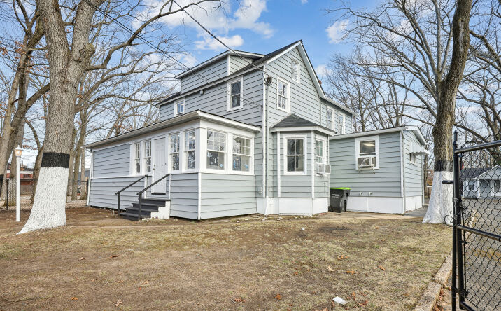 Pictures of Retail property located at 110 Charles Street, Old Bridge, NJ 08857 for sales - image #1