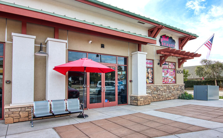 Pictures of Retail property located at 1604 E CLARK AVE, SANTA MARIA, CA 93455 for sales - image #1