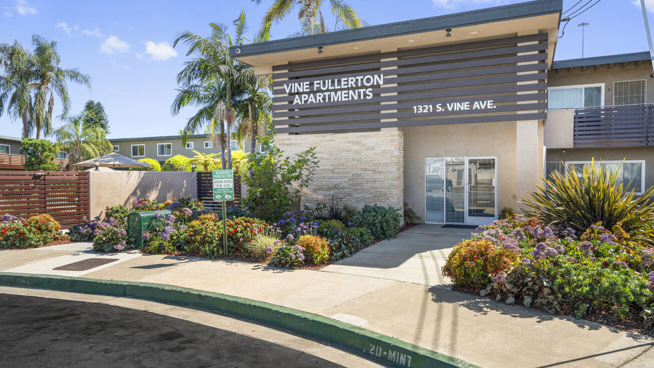 1321 S. Vine Avenue, Fullerton, CA 92833