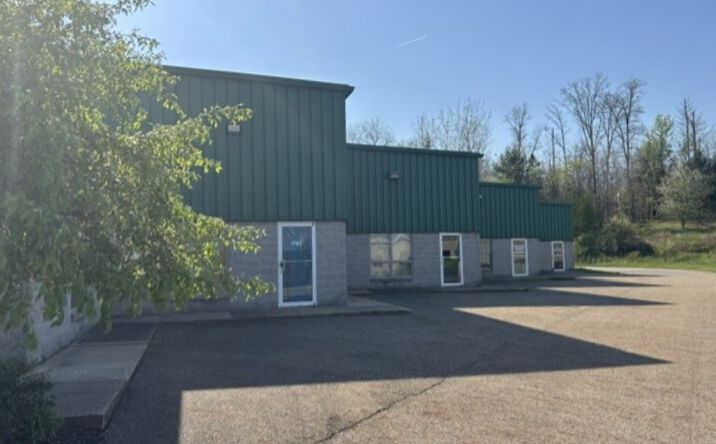 Pictures of Industrial property located at 10090 Queens Way, Chagrin Falls, OH 44023 for sales - image #1