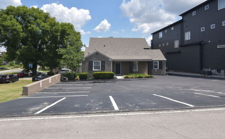 Pictures of Office property located at 2702 Greystone Road, Nashville, TN 37204 for sales - image #1