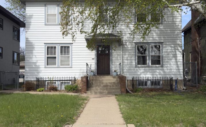 Pictures of Multifamily property located at 213 S Spring Ave, Sioux Falls, SD 57104 for sales - image #1