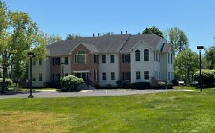 Pictures of Office property located at 152 Himmelein Rd #100 & 200, Medford, NJ 08055 for sales - image #1