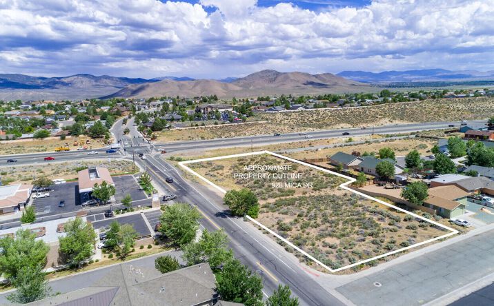 Pictures of Retail property located at 928 Mica Drive, Carson City, NV 89705 for sales - image #1