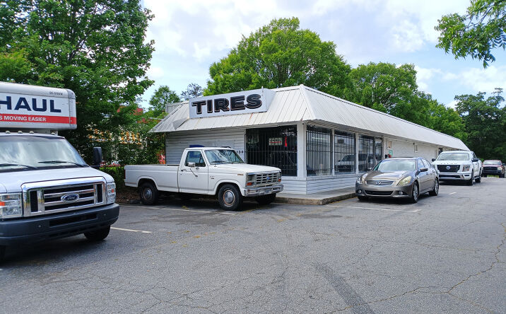 Pictures of Retail property located at 130 Gaines School Rd, Athens, GA 30605 for sales - image #1