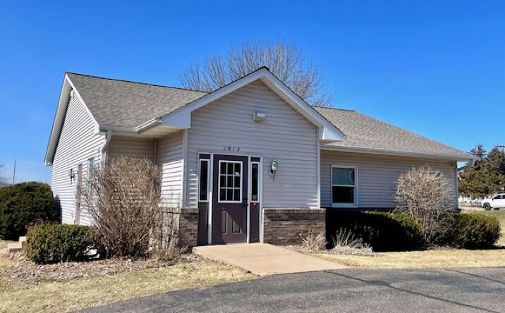 Pictures of Retail, Office, Industrial property located at 1813 Wilson St, Menomonie, WI 54751 for sales - image #1